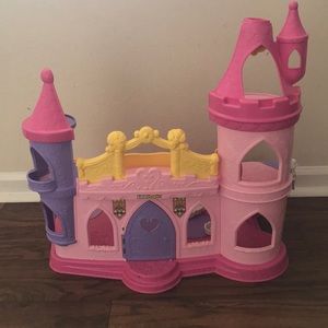 Little people princess castle
